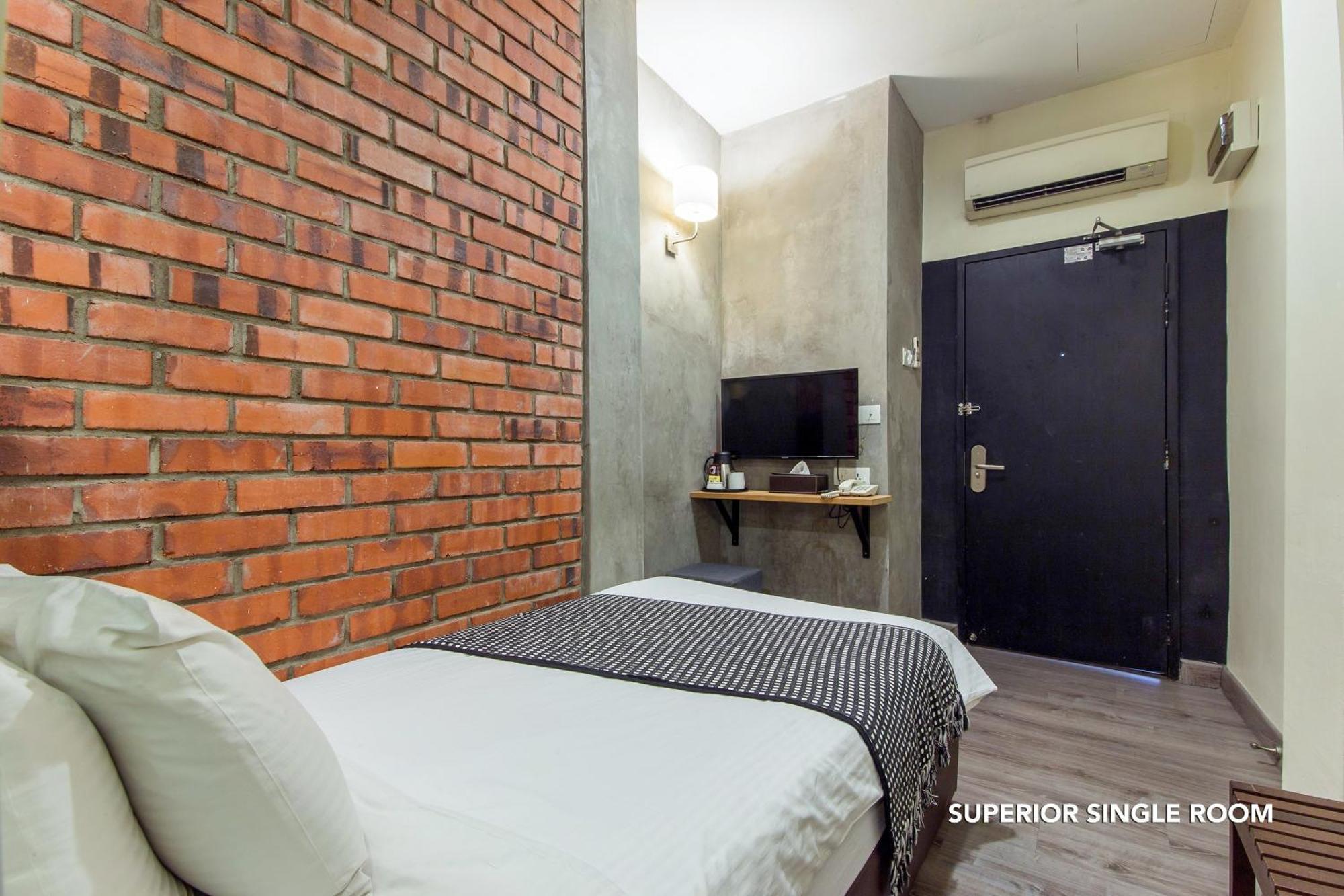 Superior Single Room