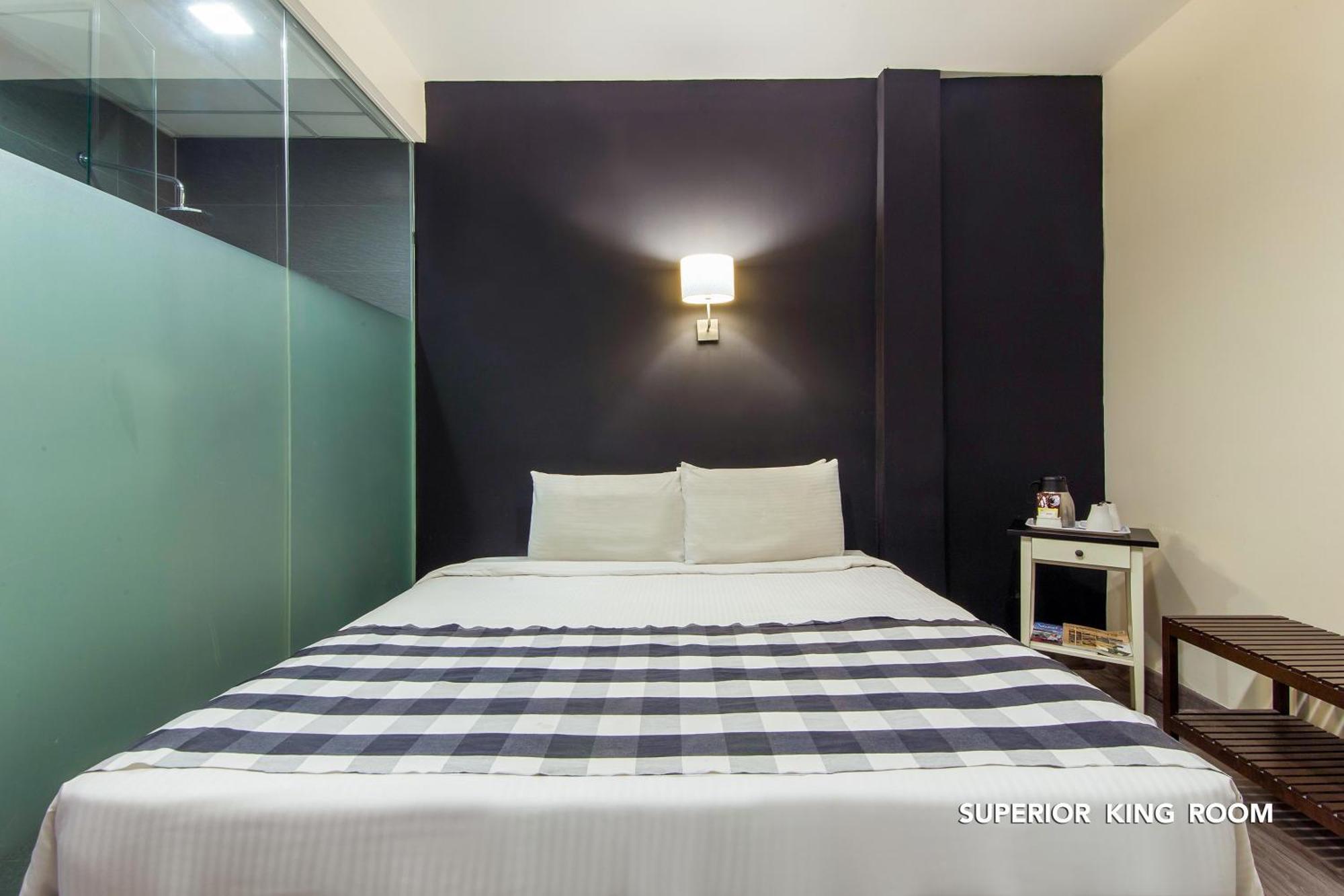 Superior King Room